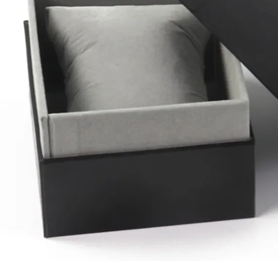 Black Bracelet Gift Box — reference photograph 4