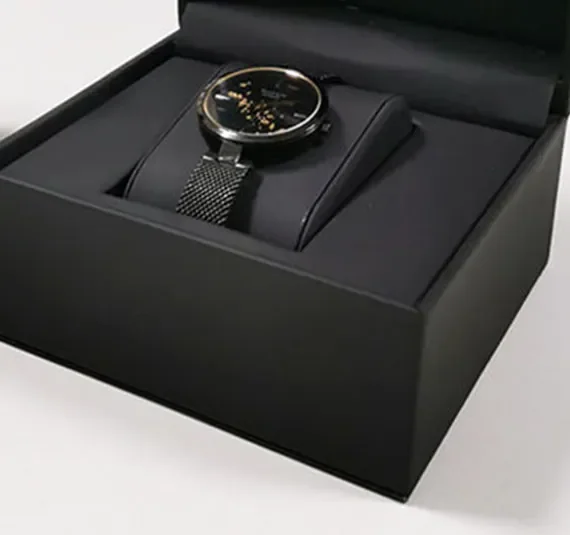 Black Watch Gift Box — reference photograph 4