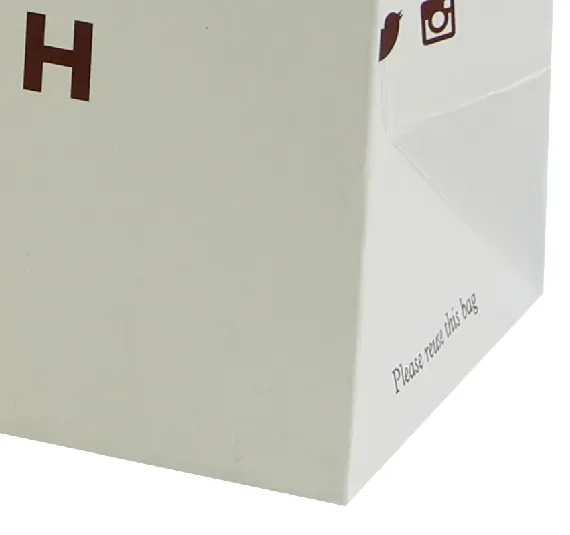 Cream Jewelry Paper Bag — reference photograph 4