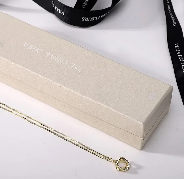 Cream Necklace Jewelry Box — reference photograph 5