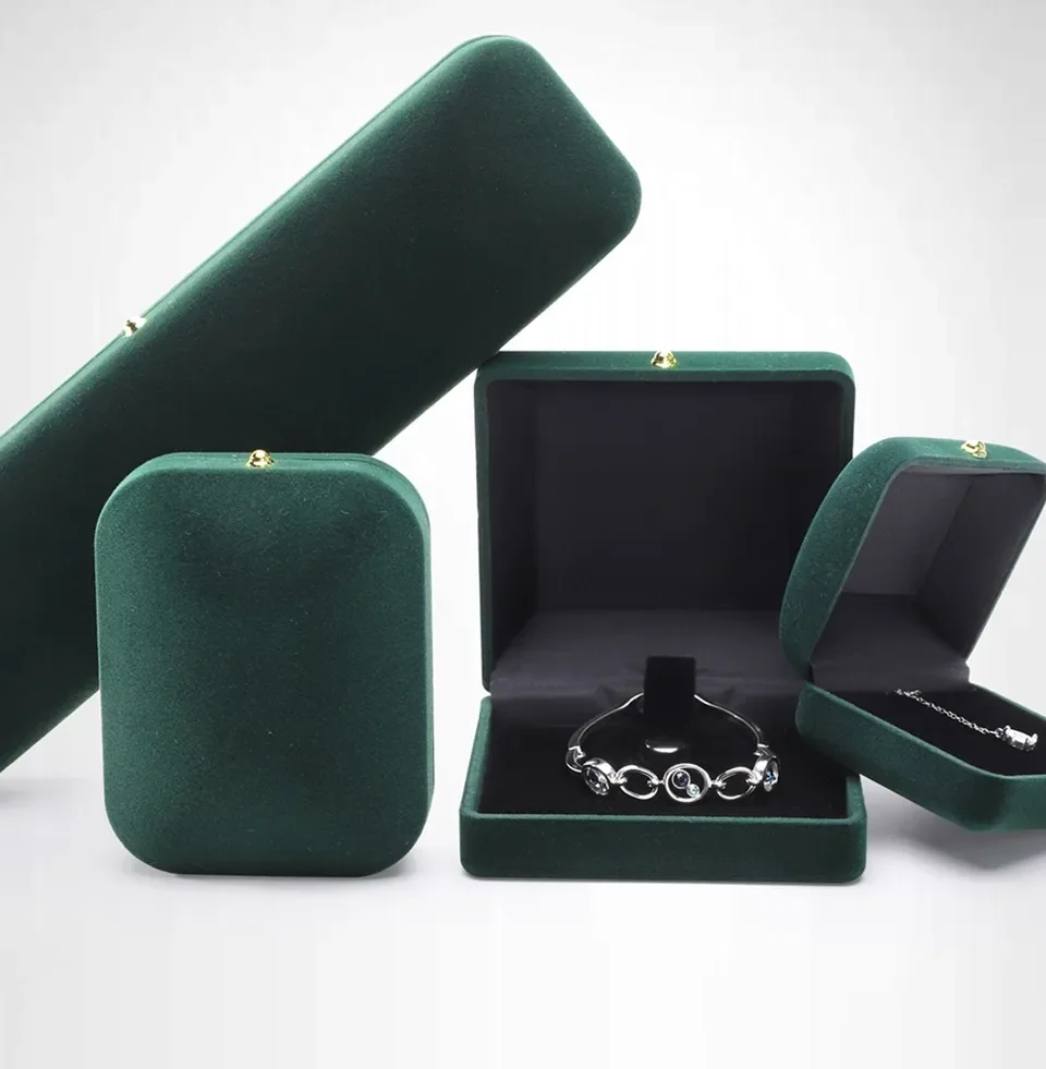 Dark Green Velvet Jewelry Box Set — reference photograph 2