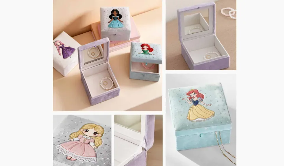 Disney Princess Velvet Jewelry Boxes — reference photograph 2