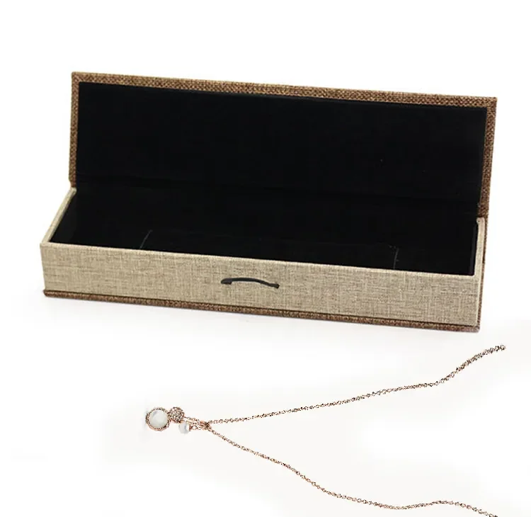 Fabric Bracelet Gift Box — reference photograph 5