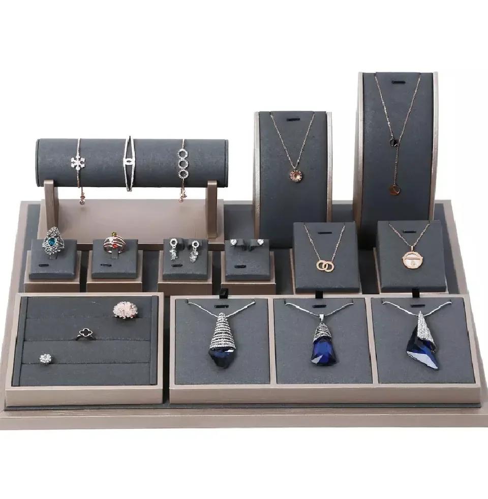 Full Range Display Sets — reference photograph 2