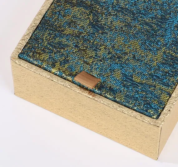 Gilt brocade jewelry box — reference photograph 3