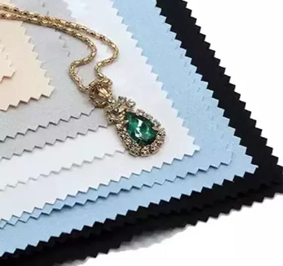 JEWELRY CLEANING CLOTH — reference photograph 4
