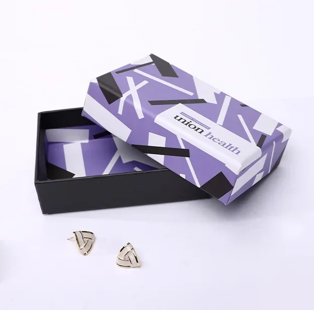 Jewelry presentation boxes and packaging details