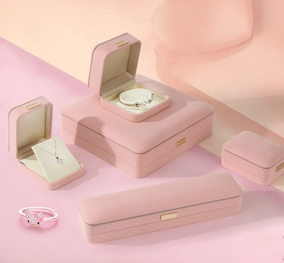 Luxury Children's Jewelry Box — reference photograph 1