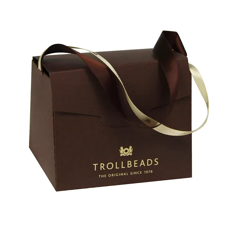 Matte Trapezoid Paper Tote Bag — reference photograph 5
