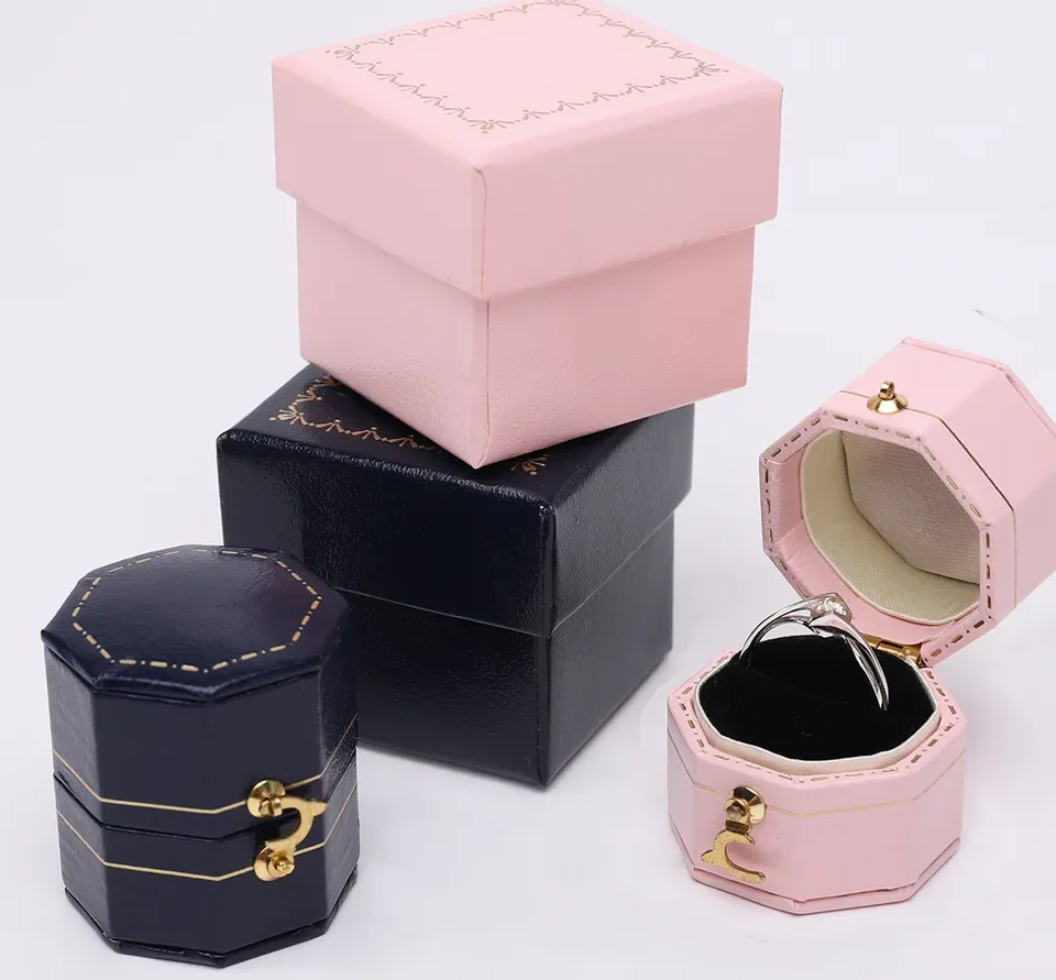 Octagonal Leather Ring Box — reference photograph 1