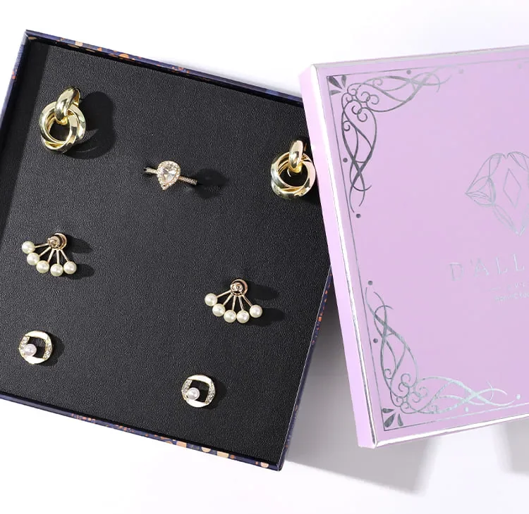 Paper Multicolor Jewelry Box — reference photograph 5