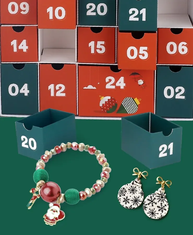 Red Christmas Jewelry Calendar Box — reference photograph 6