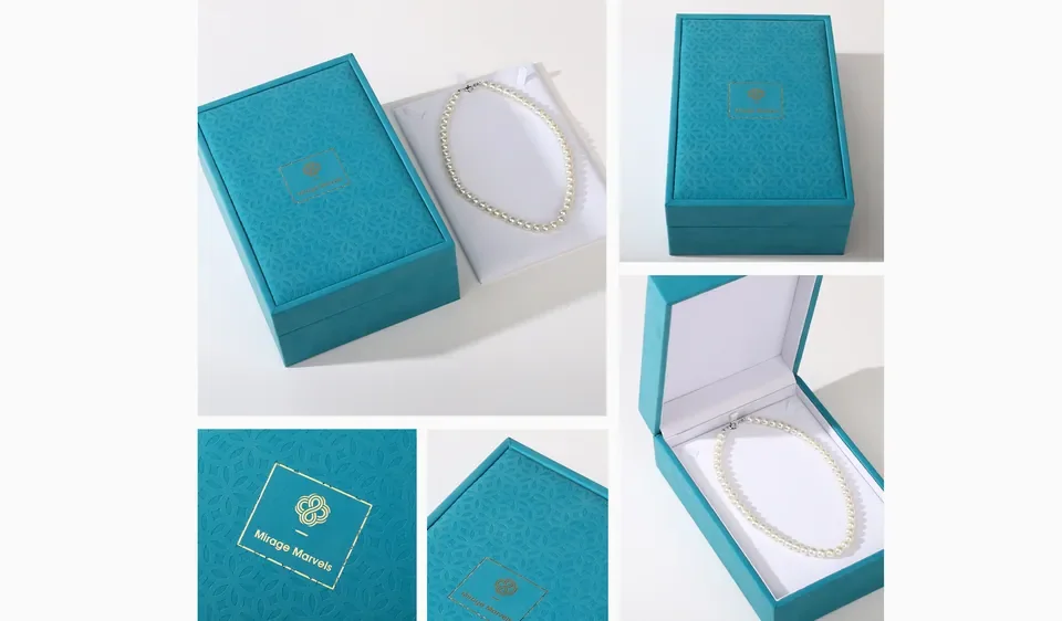 Teal Velvet Jewelry Box with Satin Insert — reference photograph 1
