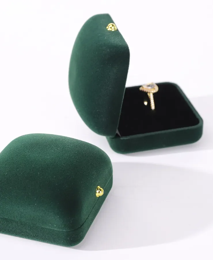 Velvet Gem Ring Box — reference photograph 6