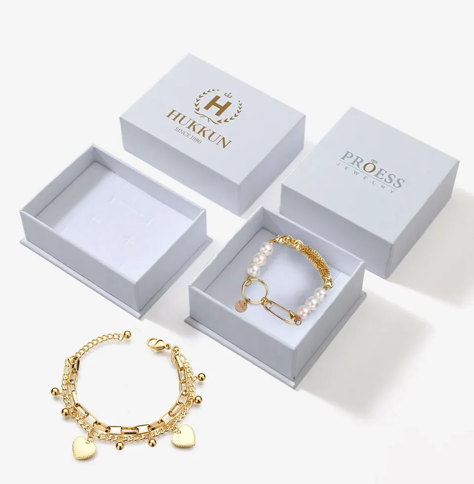 White Bracelet Gift Box — reference photograph 2