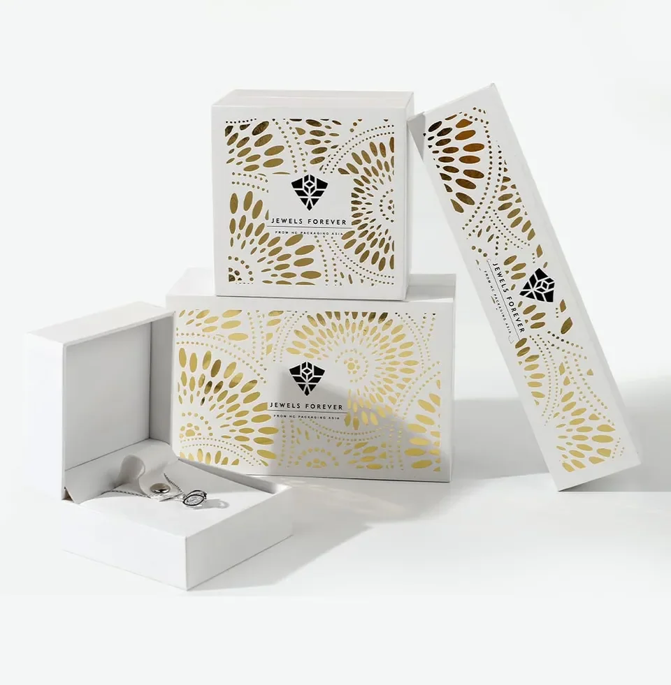 White Hollow Design Box Set — reference photograph 2