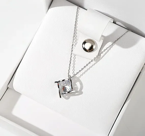 White Hollow Design Box Set — reference photograph 4